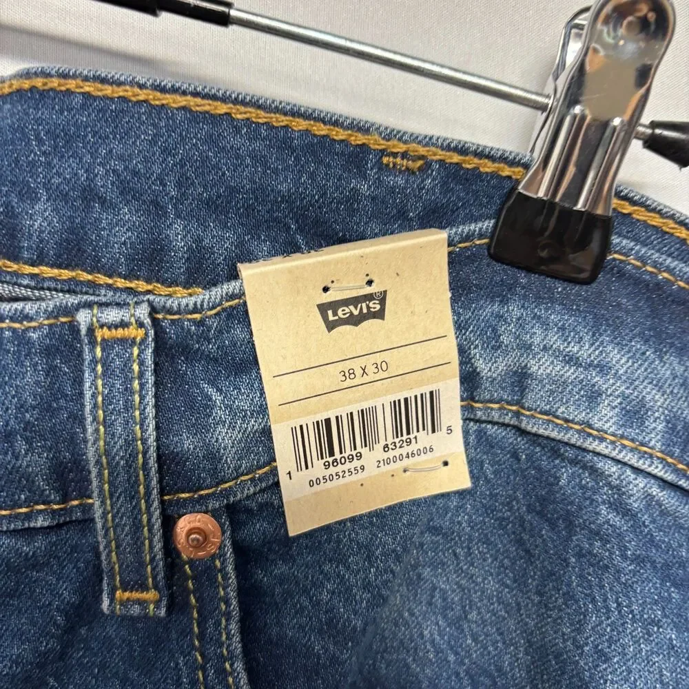 NWT Levi's 505 Regular Straight Jeans Men Size 38x30 Blue Denim C131 -11